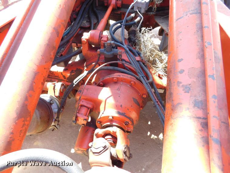 image for item DJ7667 1992 Mountain View Equipment MVE8000  bale stacker