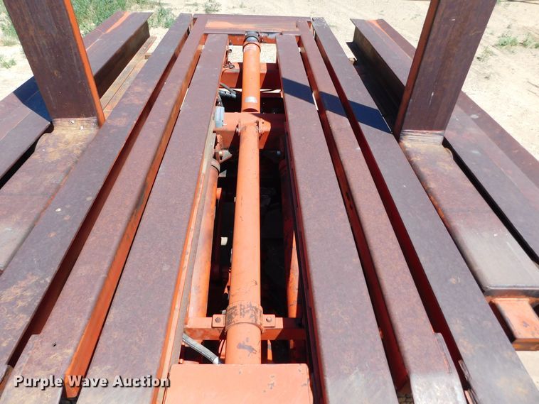 image for item DJ7667 1992 Mountain View Equipment MVE8000  bale stacker