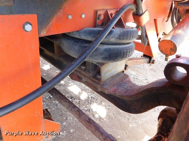 image for item DJ7667 1992 Mountain View Equipment MVE8000  bale stacker