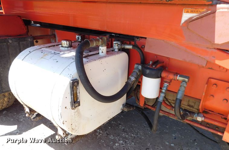 image for item DJ7667 1992 Mountain View Equipment MVE8000  bale stacker