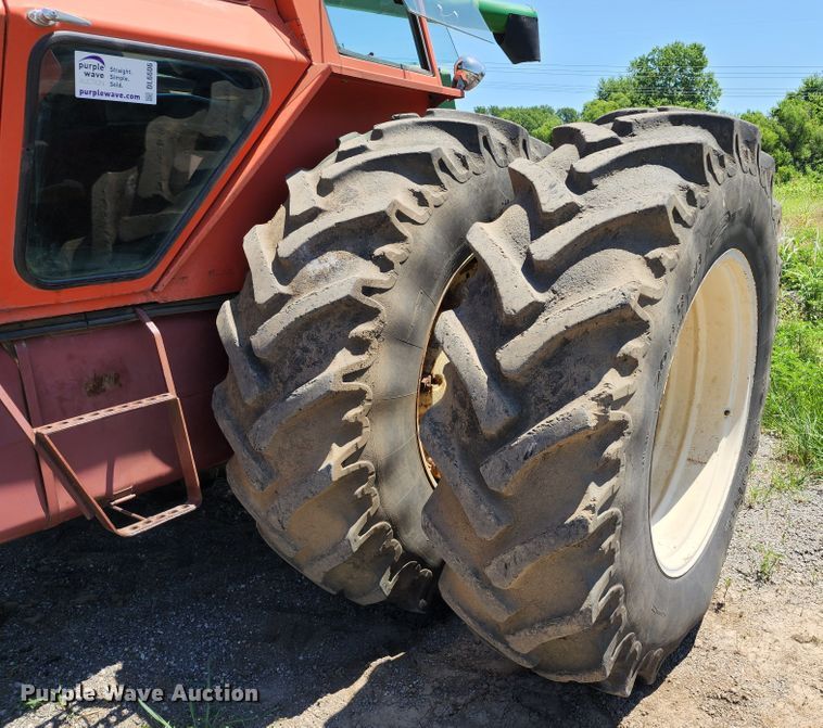 image for item DL6606 Allis Chalmers AC7080  tractor