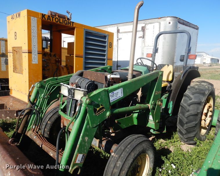 image for item DM5229 John Deere  tractor