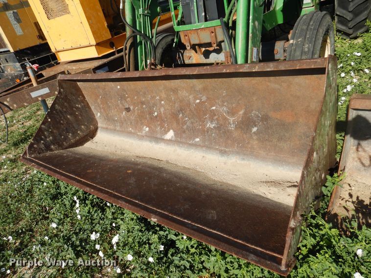 image for item DM5229 John Deere  tractor