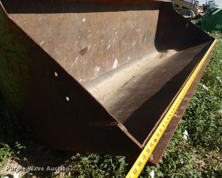 image for item DM5229 John Deere  tractor