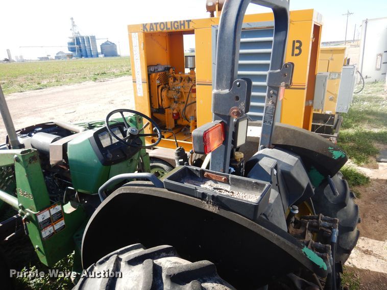 image for item DM5229 John Deere  tractor