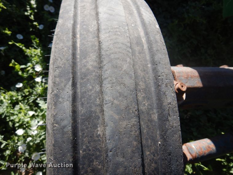 image for item DM5229 John Deere  tractor