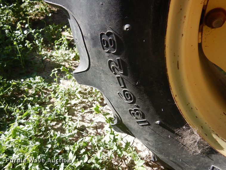 image for item DM5229 John Deere  tractor