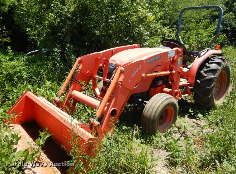 image for item DN0449 2008 Kubota MX5100F  tractor