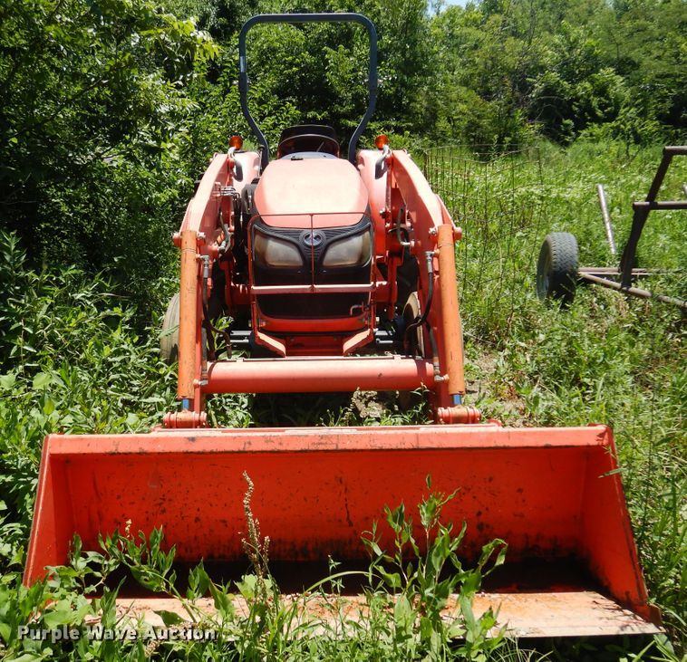 image for item DN0449 2008 Kubota MX5100F  tractor
