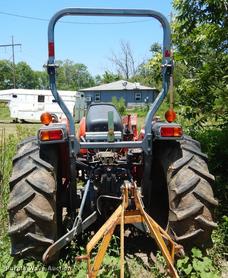 image for item DN0449 2008 Kubota MX5100F  tractor