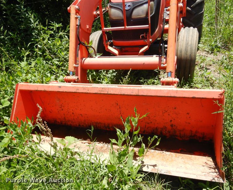 image for item DN0449 2008 Kubota MX5100F  tractor