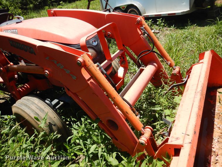 image for item DN0449 2008 Kubota MX5100F  tractor