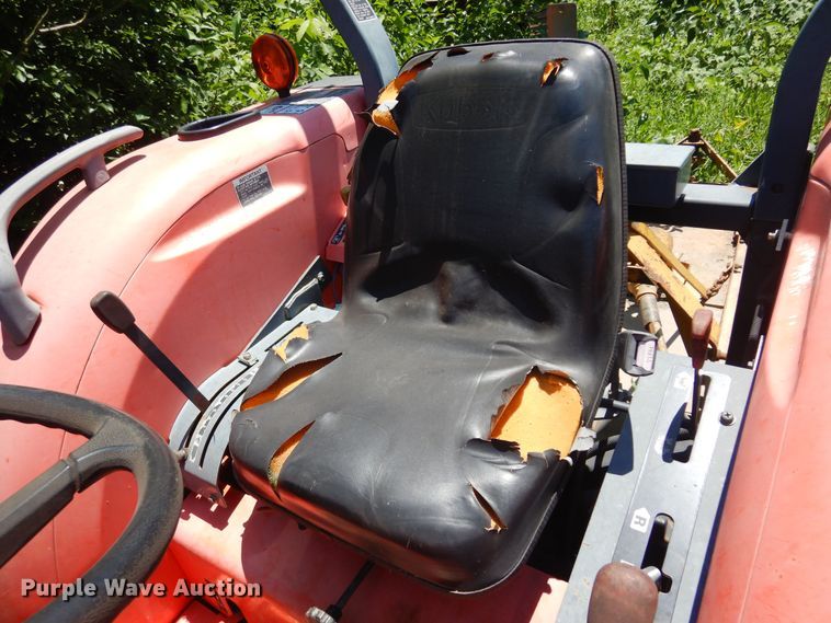 image for item DN0449 2008 Kubota MX5100F  tractor