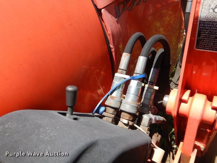 image for item DN0449 2008 Kubota MX5100F  tractor