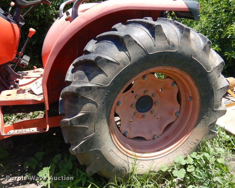 image for item DN0449 2008 Kubota MX5100F  tractor