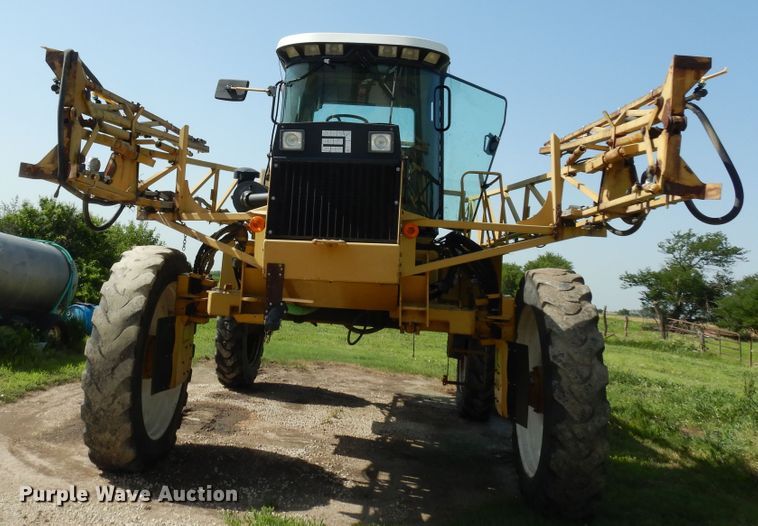 image for item DN1591 1999 Rogator 854  sprayer