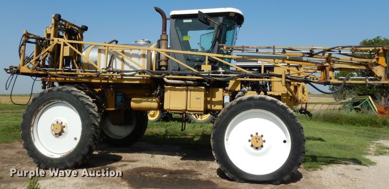 image for item DN1591 1999 Rogator 854  sprayer