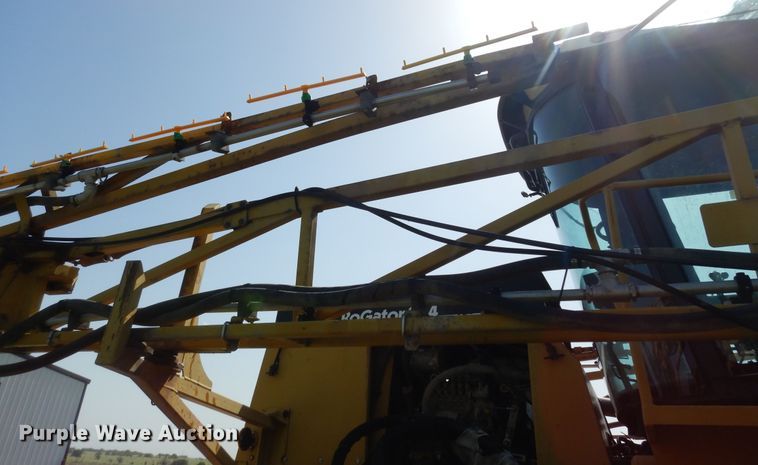 image for item DN1591 1999 Rogator 854  sprayer