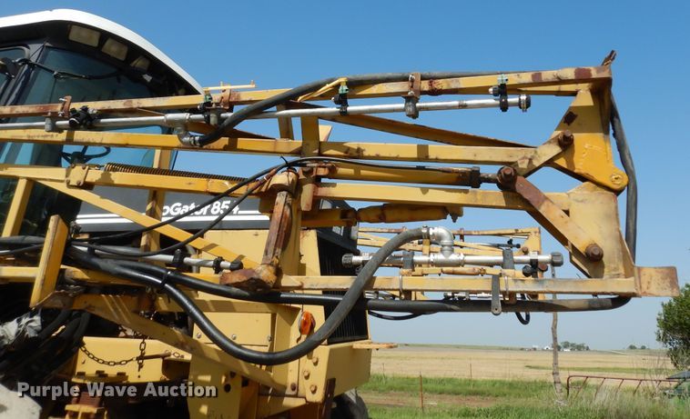 image for item DN1591 1999 Rogator 854  sprayer