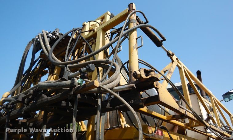 image for item DN1591 1999 Rogator 854  sprayer