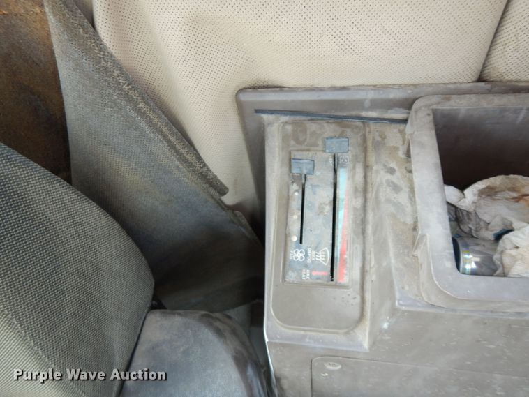 image for item DN1591 1999 Rogator 854  sprayer