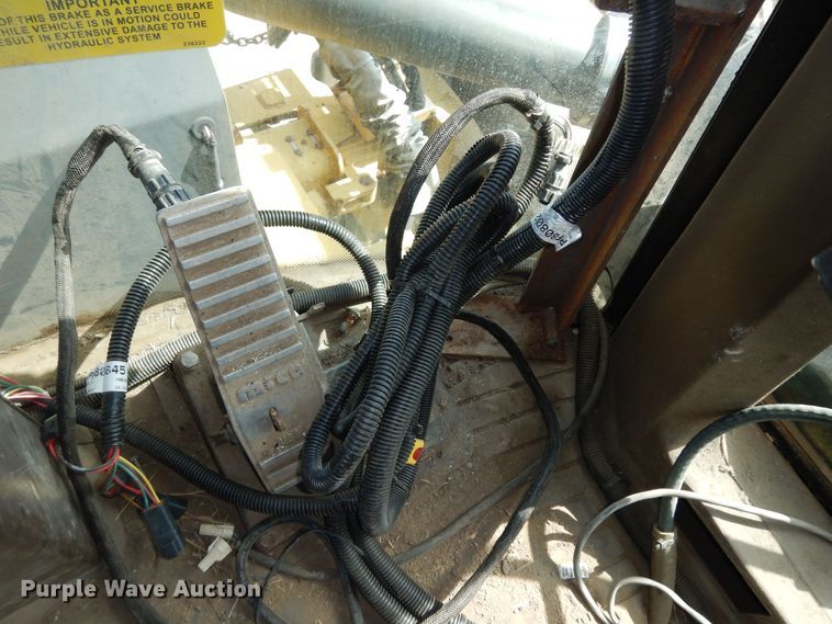 image for item DN1591 1999 Rogator 854  sprayer