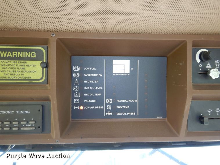 image for item DN1591 1999 Rogator 854  sprayer