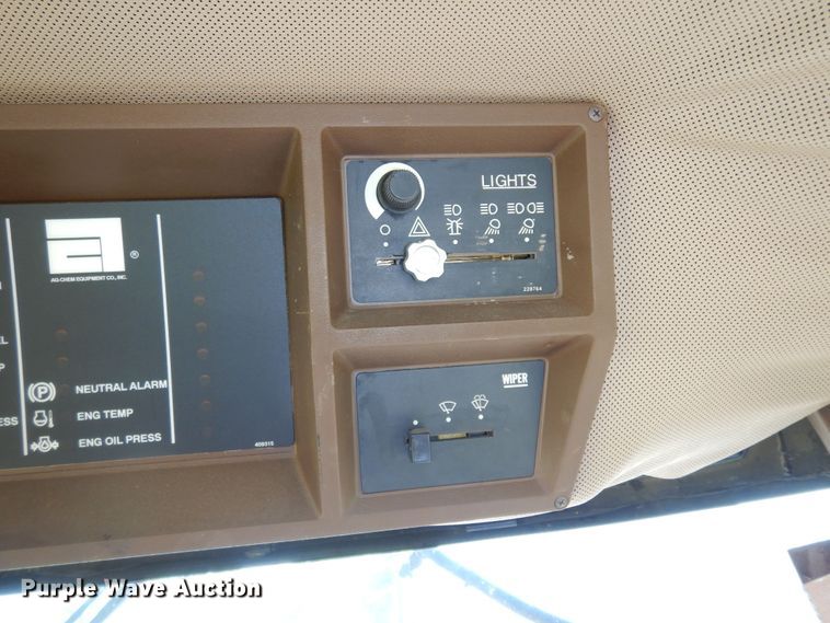 image for item DN1591 1999 Rogator 854  sprayer