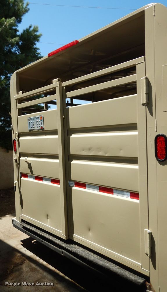 image for item DN1610 2002 Circle D  livestock trailer