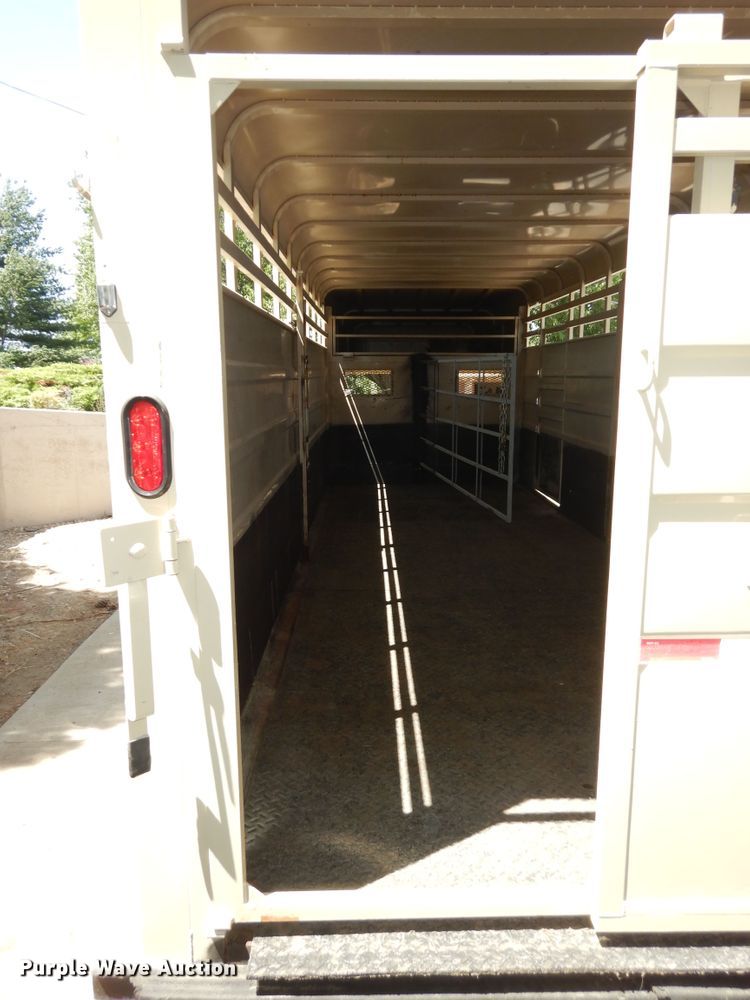 image for item DN1610 2002 Circle D  livestock trailer