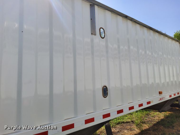 image for item DN6804 2000 Jet  grain trailer