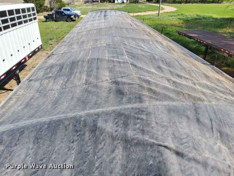 image for item DN6804 2000 Jet  grain trailer