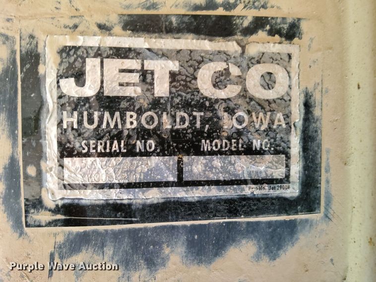 image for item DN6804 2000 Jet  grain trailer