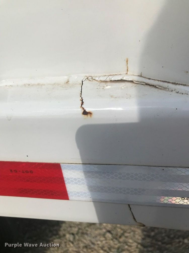 image for item DN6804 2000 Jet  grain trailer