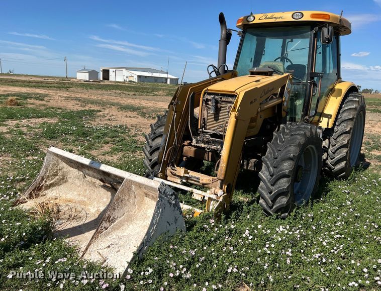 image for item DN8756 AGCO MT465B  MFWD tractor