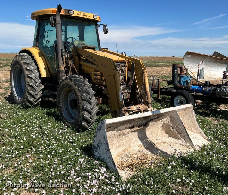 image for item DN8756 AGCO MT465B  MFWD tractor