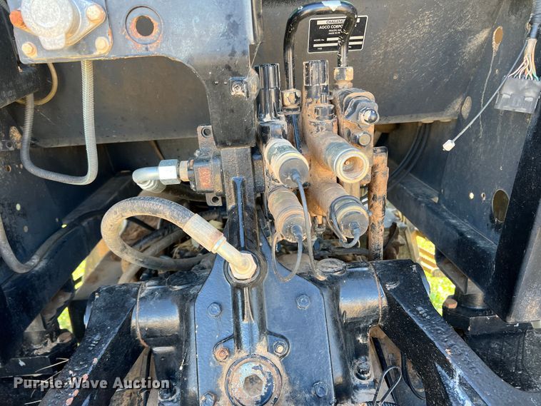 image for item DN8756 AGCO MT465B  MFWD tractor