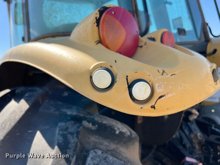 image for item DN8756 AGCO MT465B  MFWD tractor