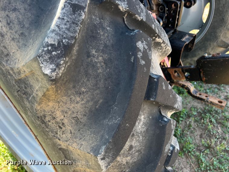 image for item DN8756 AGCO MT465B  MFWD tractor