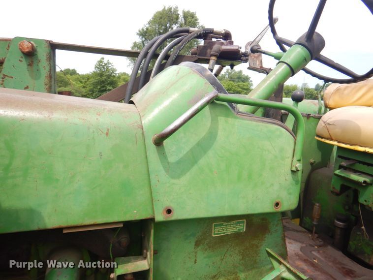 image for item DP4279 1969 John Deere 4020  tractor