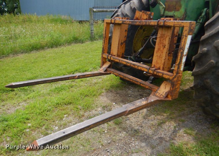 image for item DP4279 1969 John Deere 4020  tractor