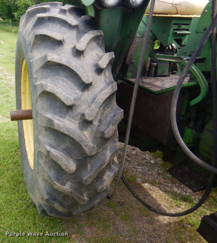 image for item DP4279 1969 John Deere 4020  tractor