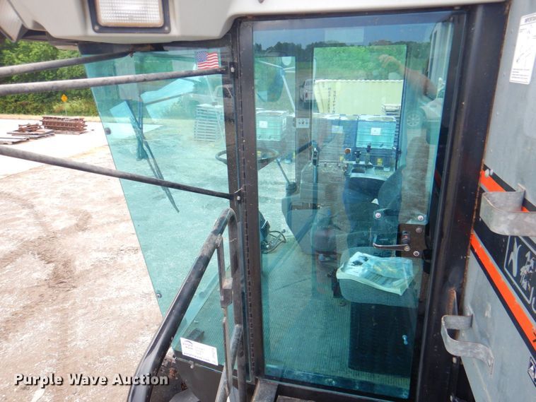 image for item DP4319 Gleaner R-72  RWA combine