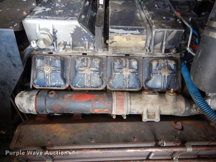 image for item DP4319 Gleaner R-72  RWA combine