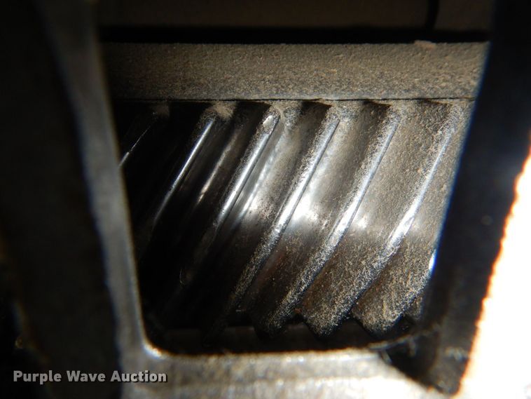 image for item DP4319 Gleaner R-72  RWA combine