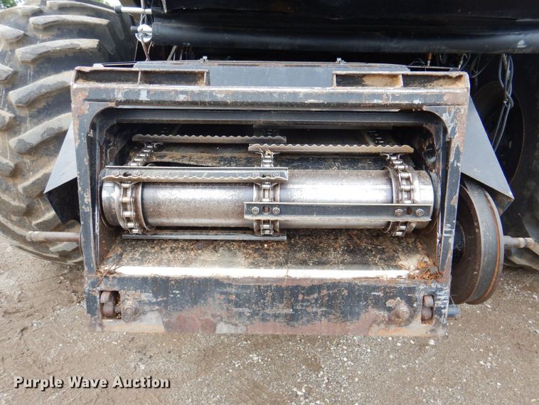 image for item DP4319 Gleaner R-72  RWA combine