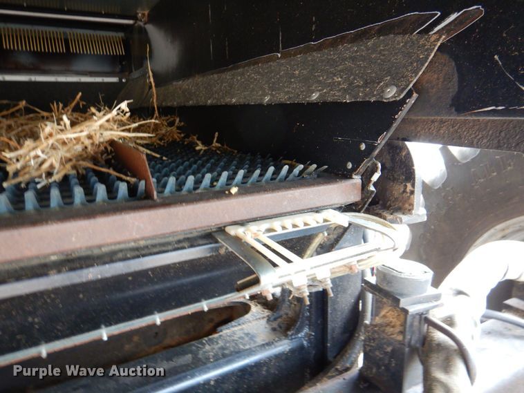 image for item DP4319 Gleaner R-72  RWA combine