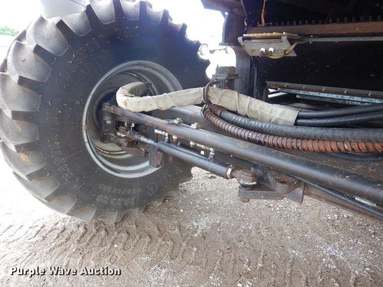 image for item DP4319 Gleaner R-72  RWA combine