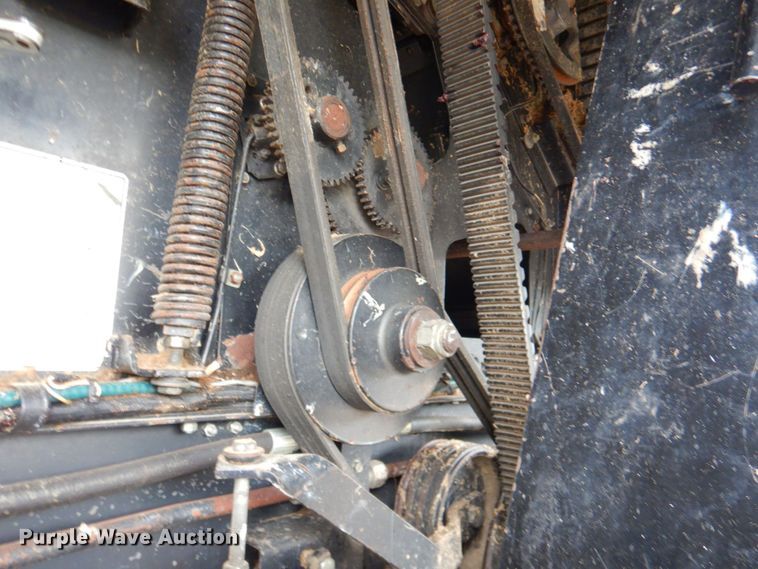 image for item DP4319 Gleaner R-72  RWA combine