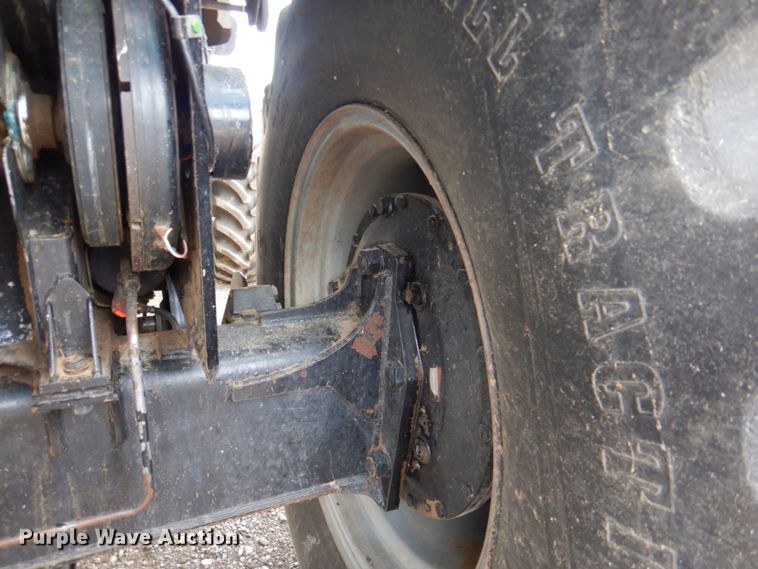 image for item DP4319 Gleaner R-72  RWA combine